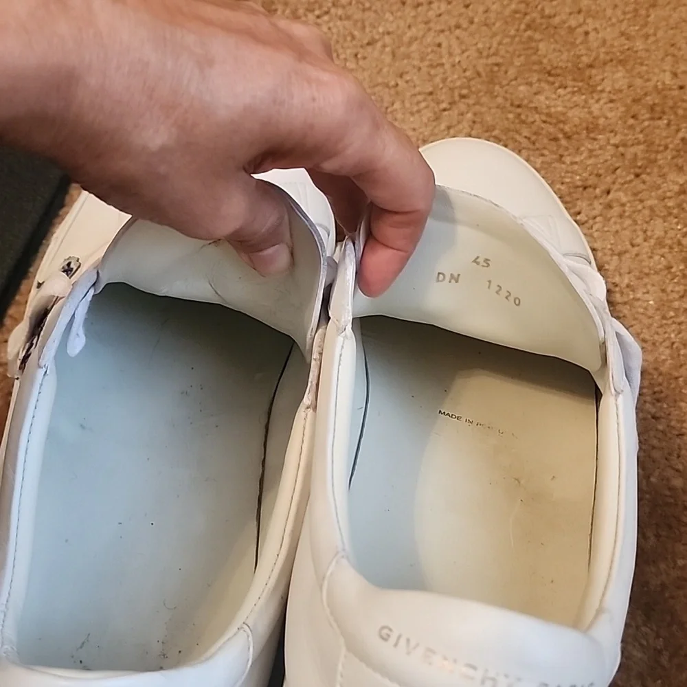 Givenchy Urban Street Leather Sneakers - Picture 2 of 16